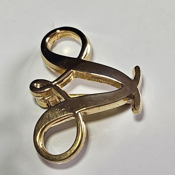 Vintage Avon Lady Award Gold Tone Initial Letter "A" Classic Pin Brooch - Picture 7 of 10